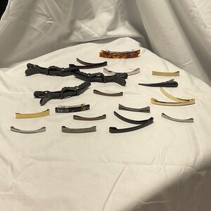 Assorted Hair Clips Set. 18 various sizes & colors.